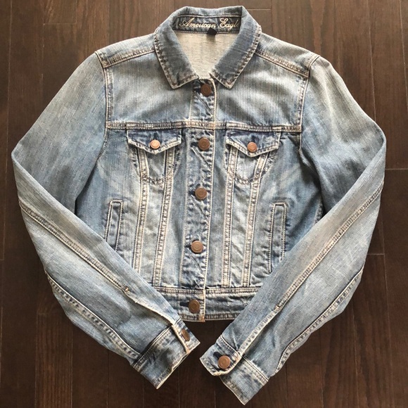 Classic Denim Jacket - Picture 1 of 4